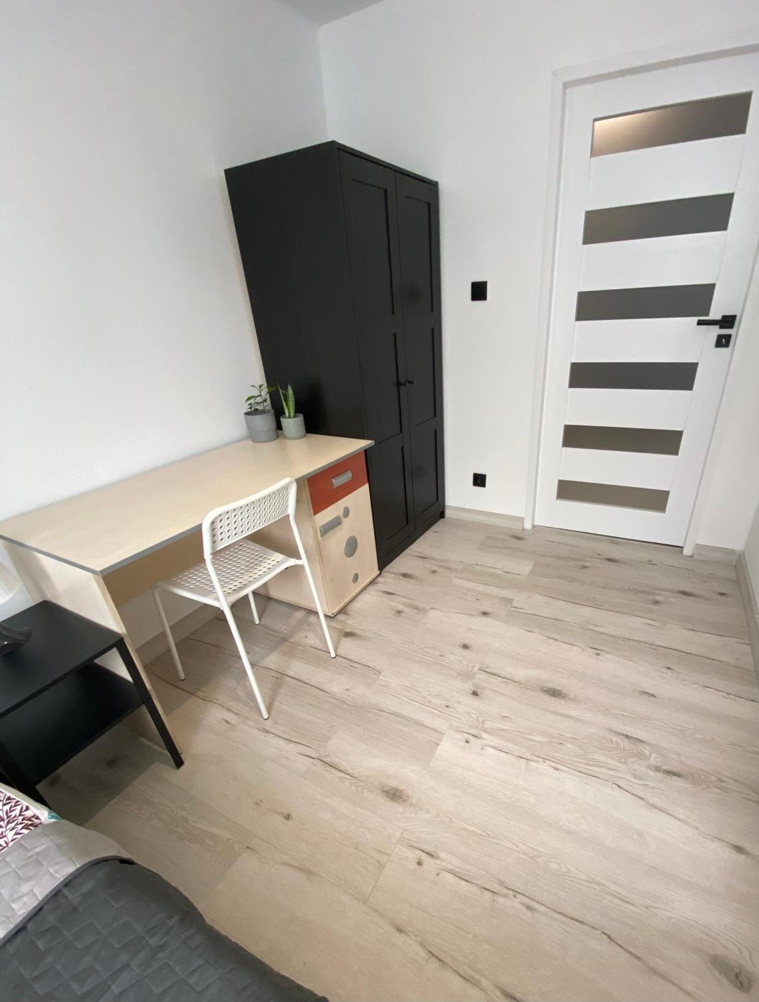 3 Sypialnie Grzybowska Ohmyhome * Warschau